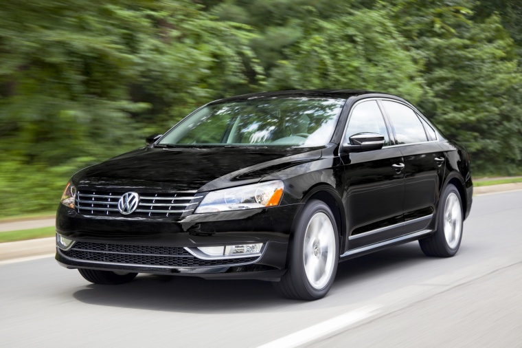 2015 Volkswagen Passat Sedan 1.8 SEL Picture