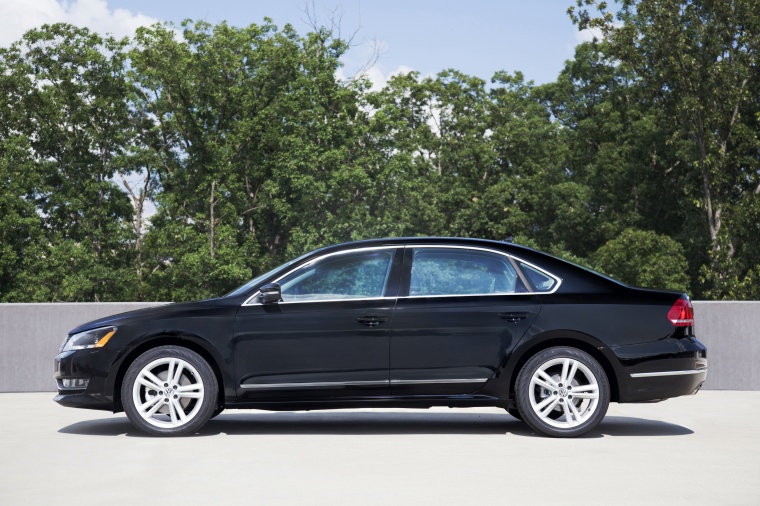 2015 Volkswagen Passat Sedan 1.8 SEL Picture