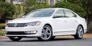 2015 Volkswagen Passat Pictures