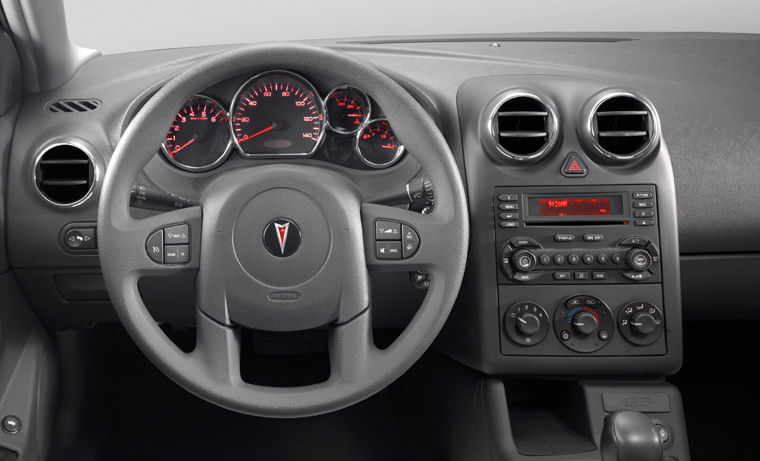 2005 Pontiac G6 Cockpit Picture