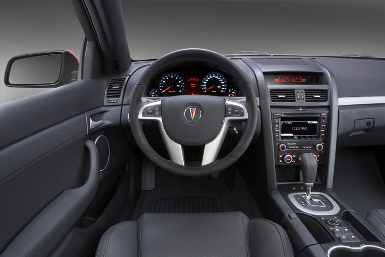 2008 Pontiac G8 GT Cockpit Picture