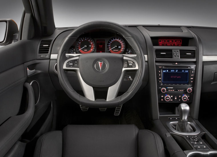 2009 Pontiac G8 GXP Cockpit Picture