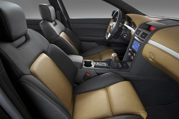 2009 Pontiac G8 GT Front Seats Picture