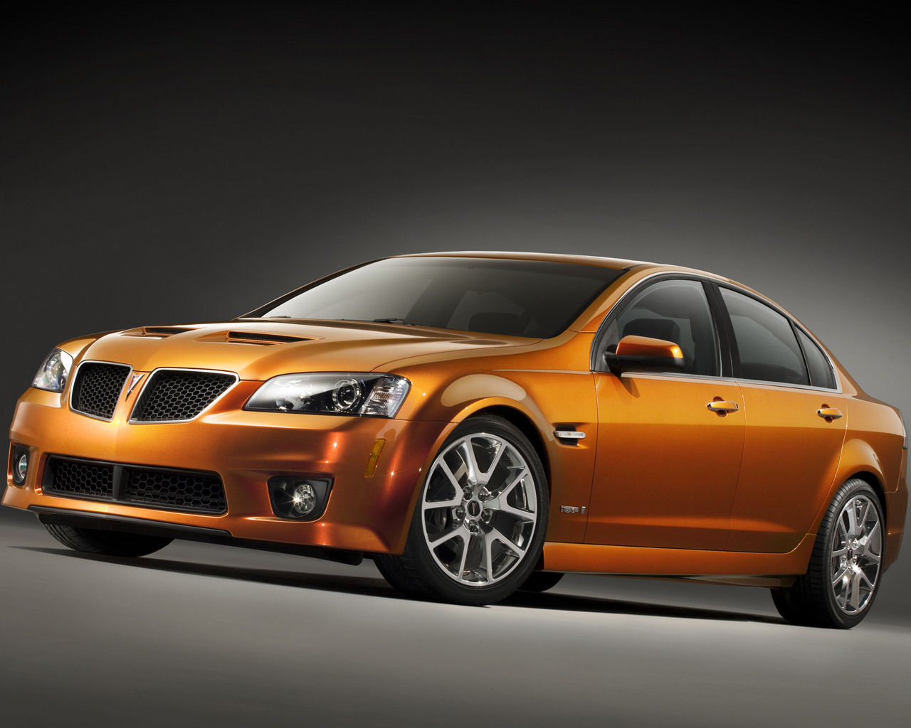 Pontiac G8 Desktop Wallpaper