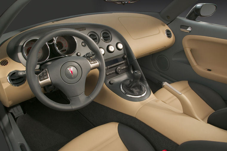 2008 Pontiac Solstice Interior Picture