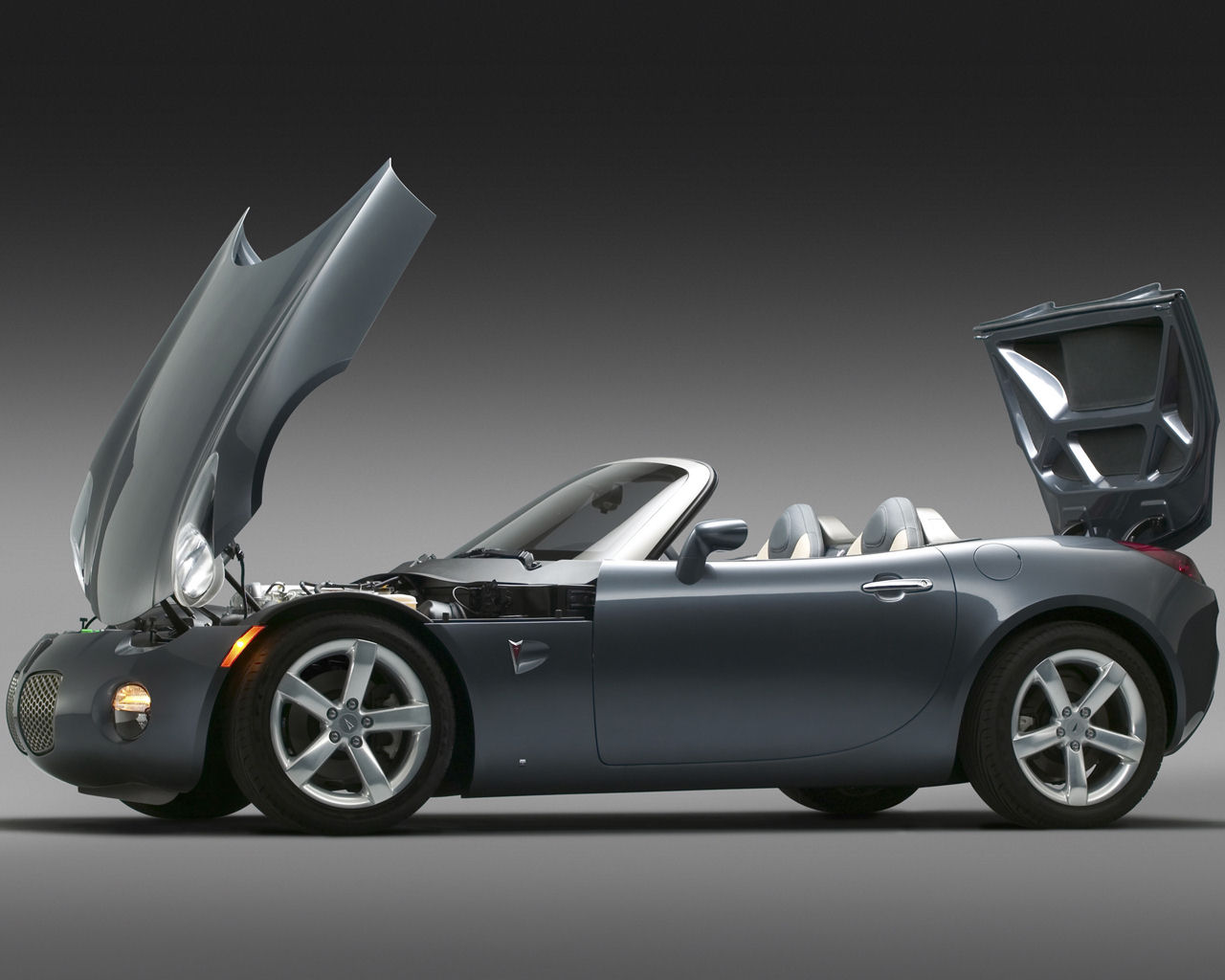 Pontiac Solstice Desktop Wallpaper