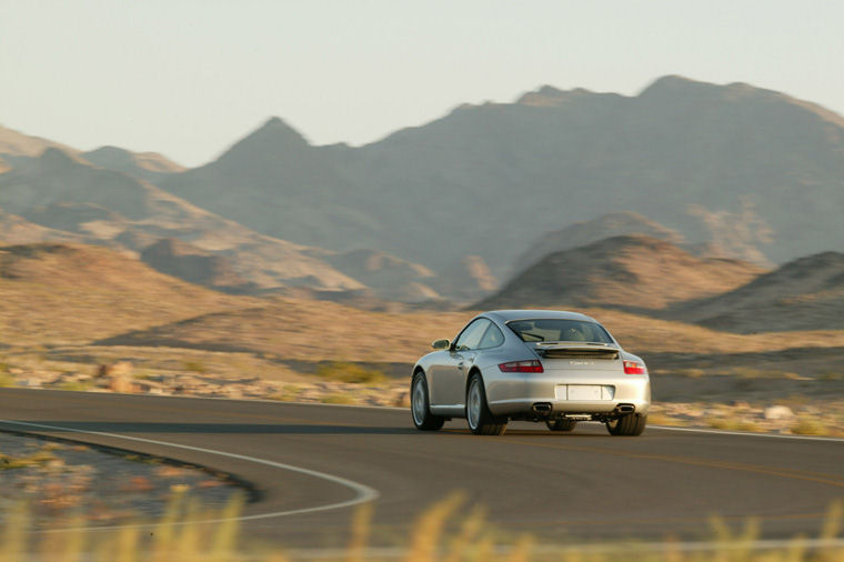 2005 Porsche 911 Carrera Picture