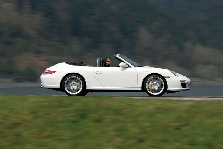 2010 Porsche 911 Carrera 4S Convertible Picture