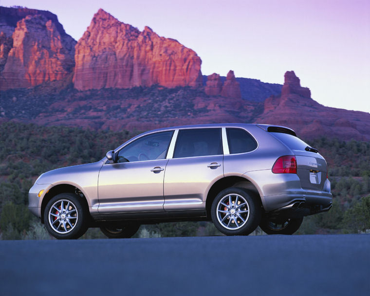 2005 Porsche Cayenne Turbo Picture