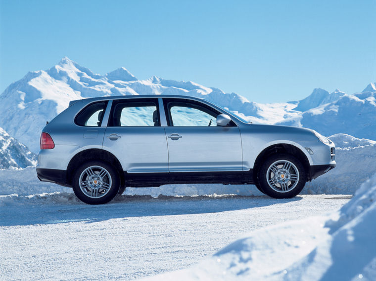 2005 Porsche Cayenne Picture