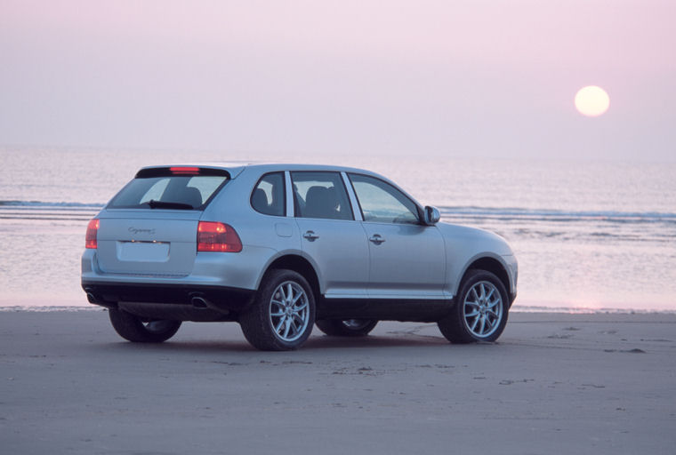 2005 Porsche Cayenne S Picture