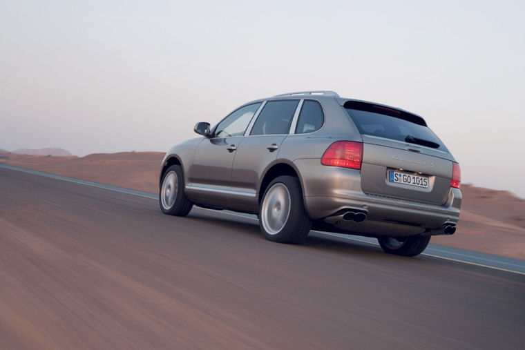 2006 Porsche Cayenne Turbo S Picture