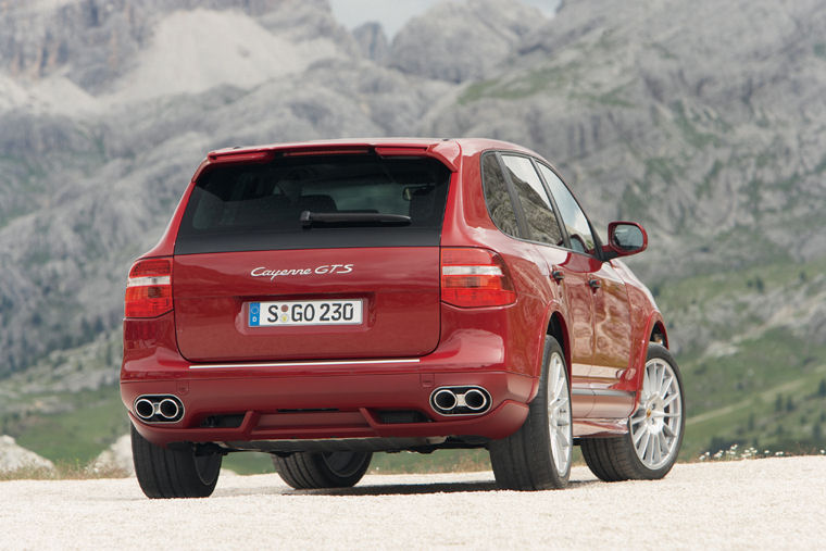 2009 Porsche Cayenne GTS Picture