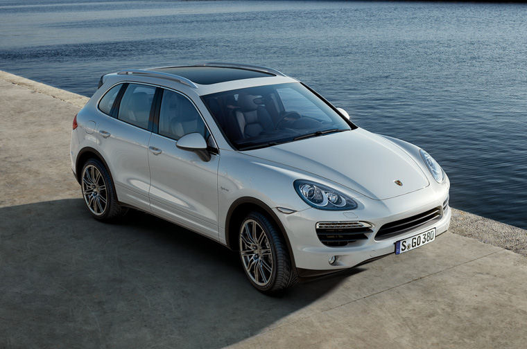 2011 Porsche Cayenne S Hybrid Picture