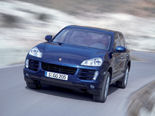 Porsche Cayenne Desktop Wallpaper