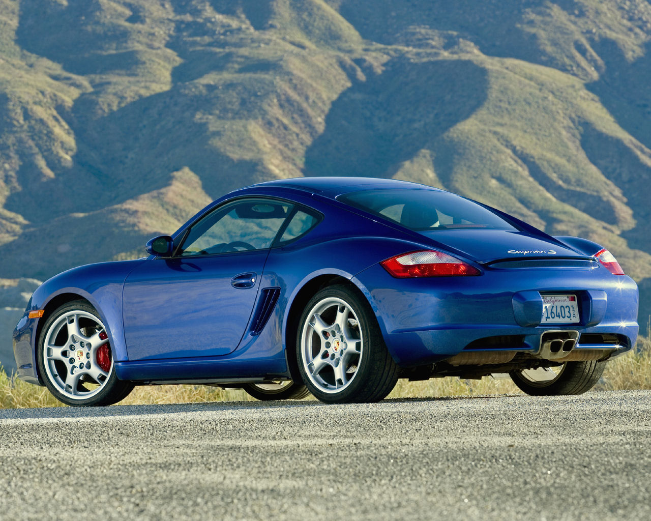 Porsche Cayman Desktop Wallpaper