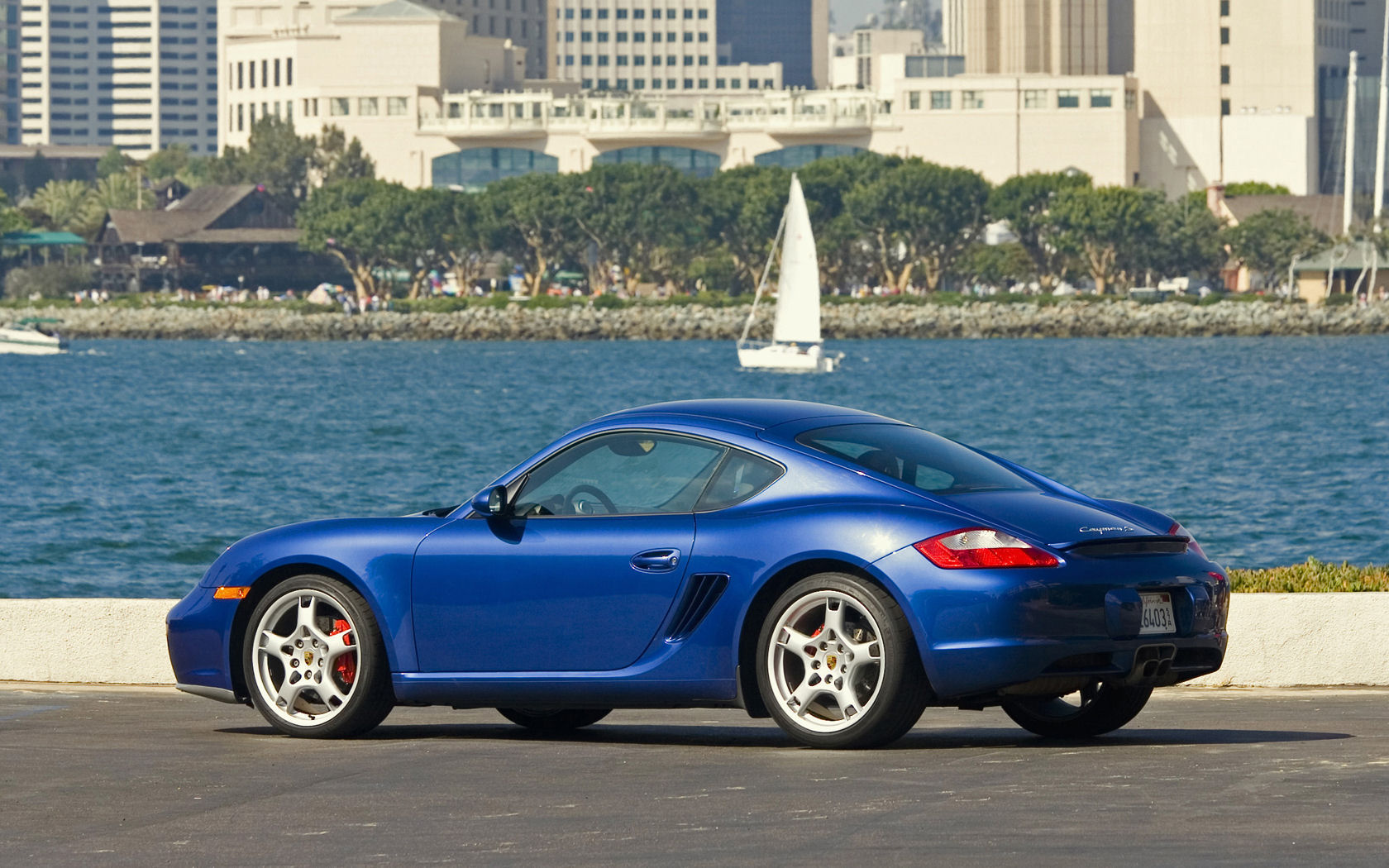 Porsche Cayman Desktop Wallpaper