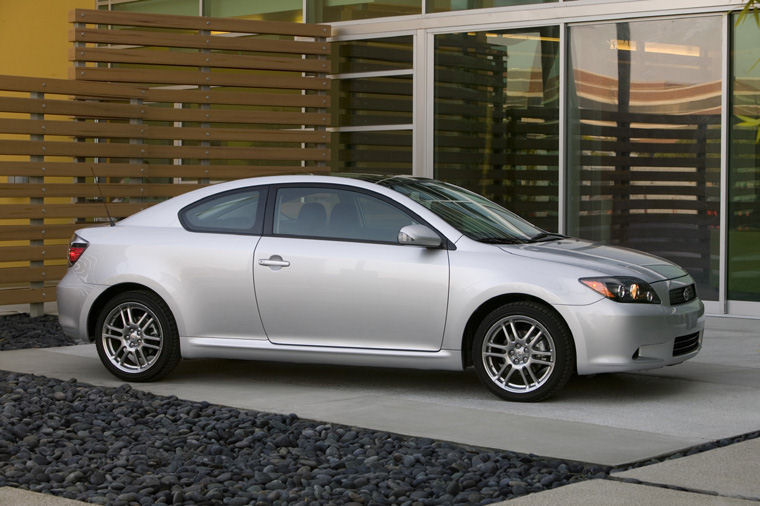 2010 Scion tC Picture