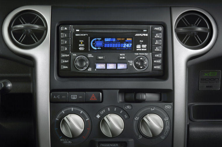 2006 Scion xB Release Series 4.0 Radio Picture