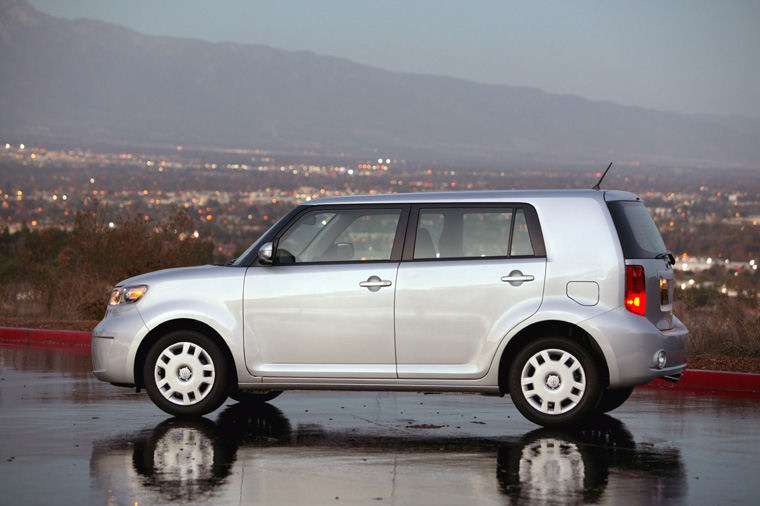 2008 Scion xB Picture