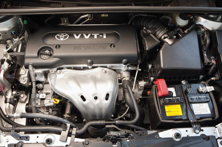 2009 Scion xB 2.4l 4-cylinder Engine Picture