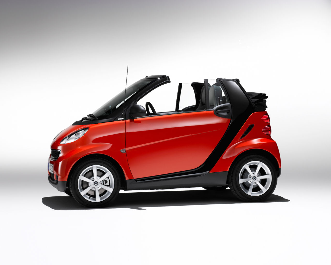 Smart Fortwo Desktop Wallpaper