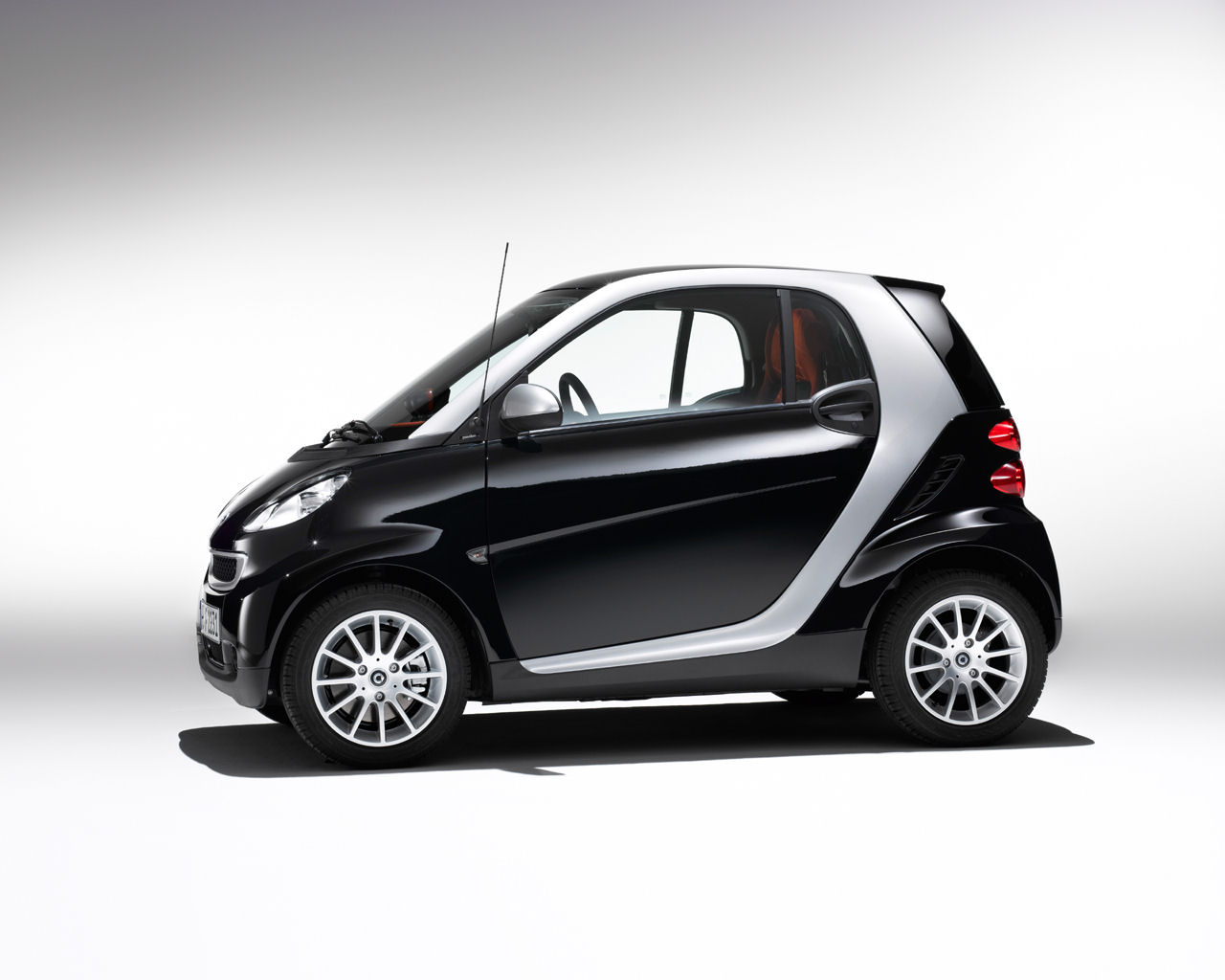 Smart Fortwo Desktop Wallpaper