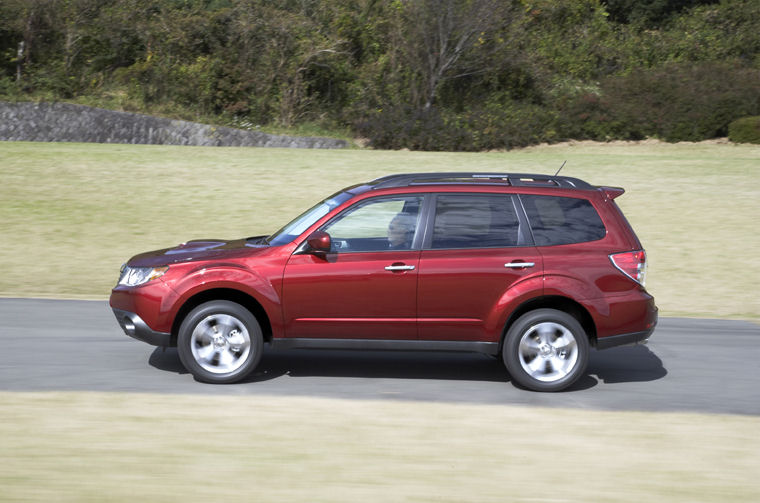 2010 Subaru Forester 2.5XT Picture