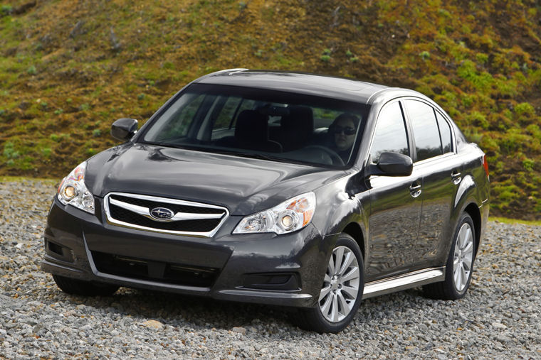 2010 Subaru Legacy 2.5i Picture