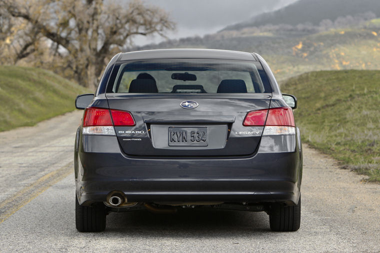 2010 Subaru Legacy 2.5i Picture