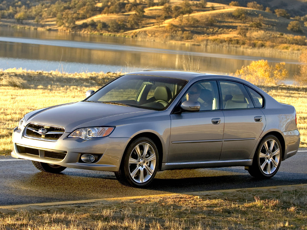 Subaru Legacy Desktop Wallpaper