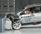 2010 Subaru Tribeca IIHS Frontal Impact Crash Test Picture