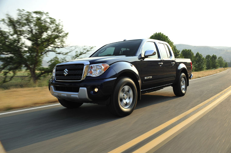 2009 Suzuki Equator Crew Cab Picture