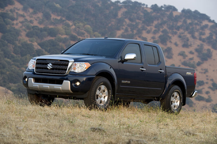 2009 Suzuki Equator Crew Cab Picture