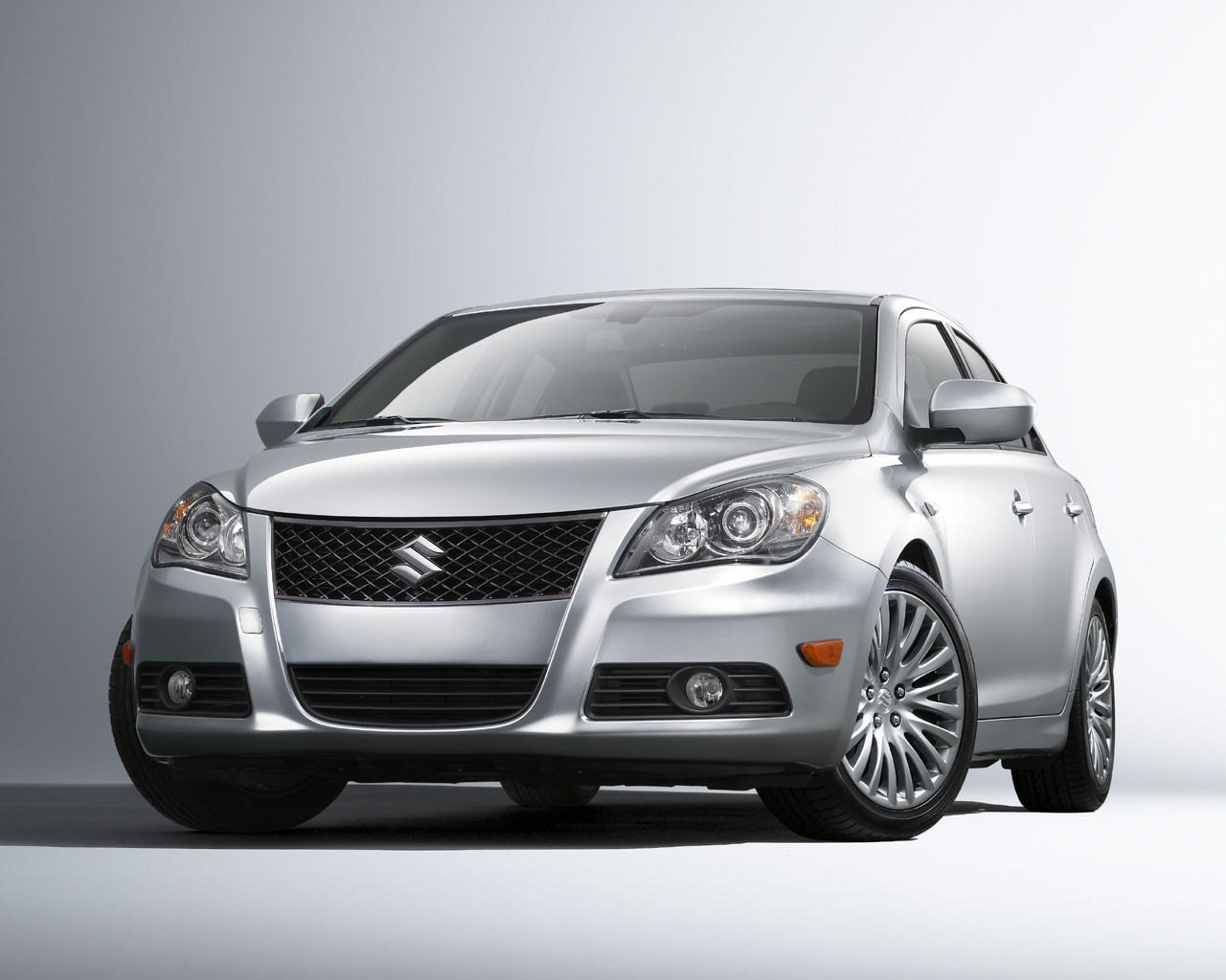 Suzuki Kizashi Desktop Wallpaper