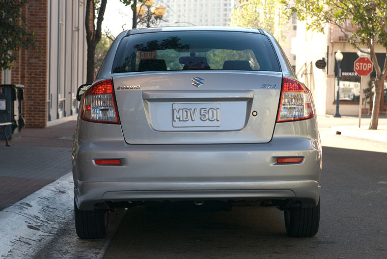 2009 Suzuki SX4 Sedan Picture