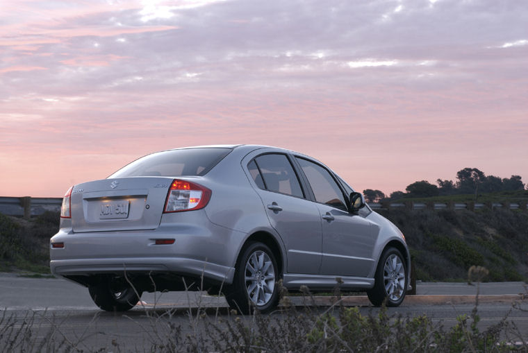 2009 Suzuki SX4 Sedan Picture