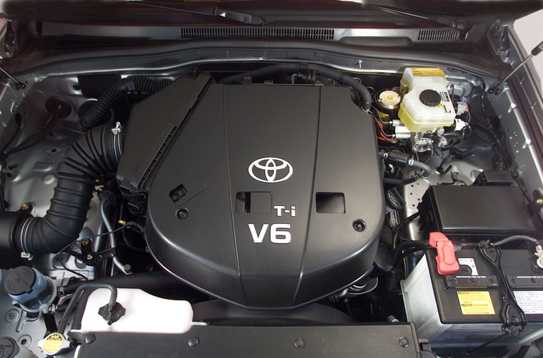 2003 Toyota 4Runner 4.0L V6 Engine Picture