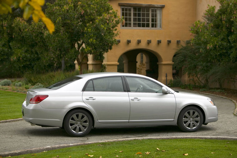 2008 Toyota Avalon Touring Picture