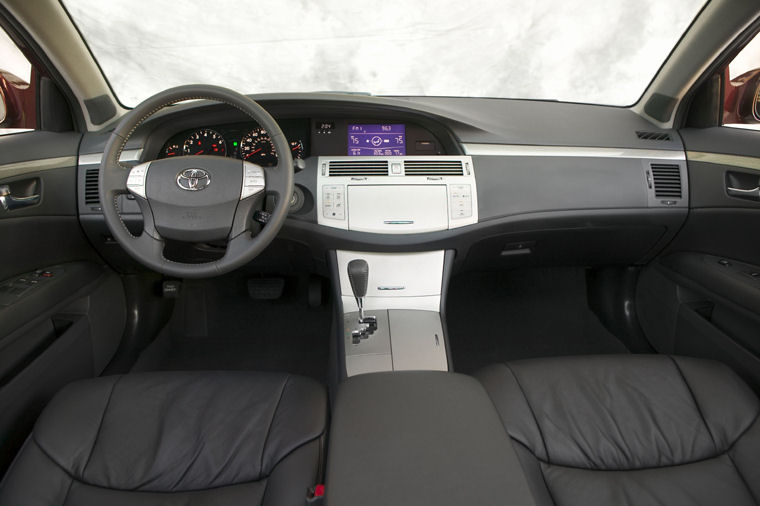 2008 Toyota Avalon Touring Cockpit Picture