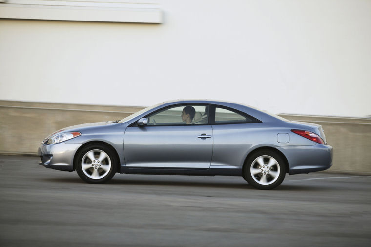 2005 Toyota Camry Solara SLE Picture