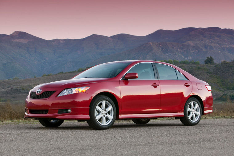 2007 Toyota Camry SE Picture