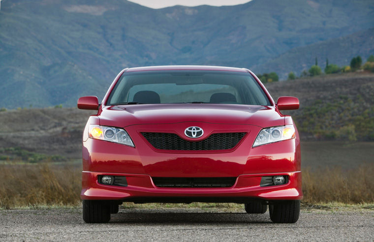 2008 Toyota Camry SE Picture