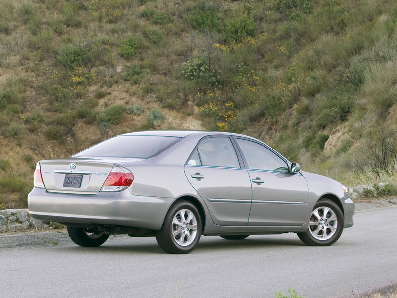 Toyota Camry Desktop Wallpaper