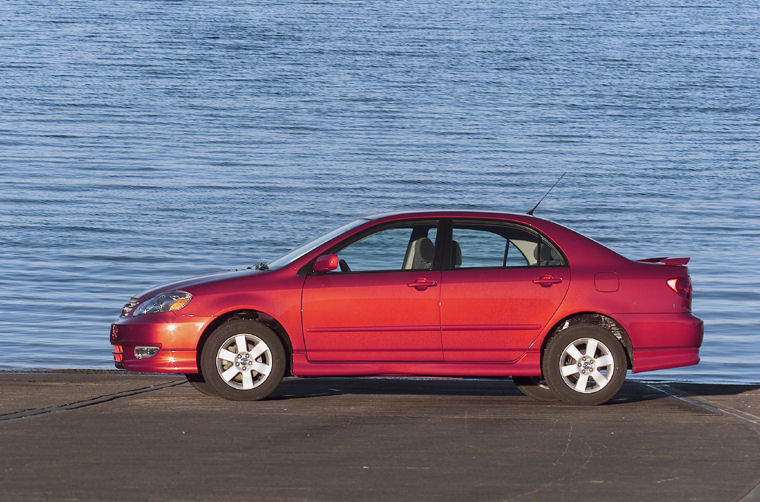 2003 Toyota Corolla S Picture