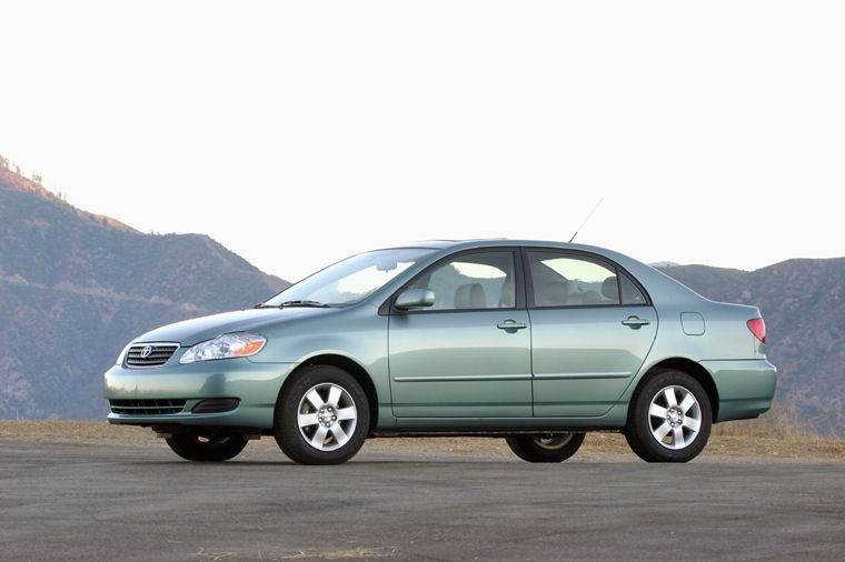 2005 Toyota Corolla LE Picture