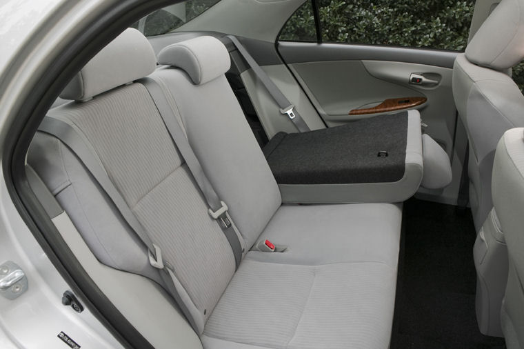 2009 Toyota Corolla XLE Rear Seats Folded Picture