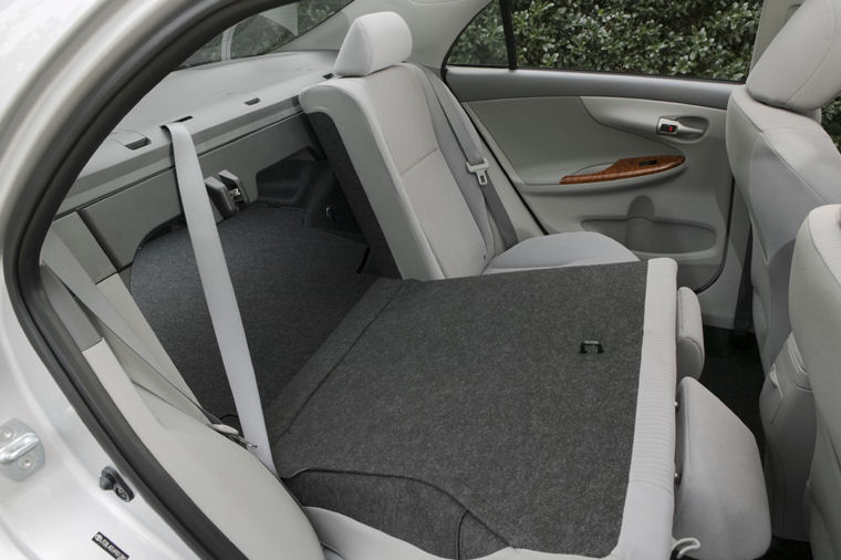 2009 Toyota Corolla XLE Rear Seats Folded Picture