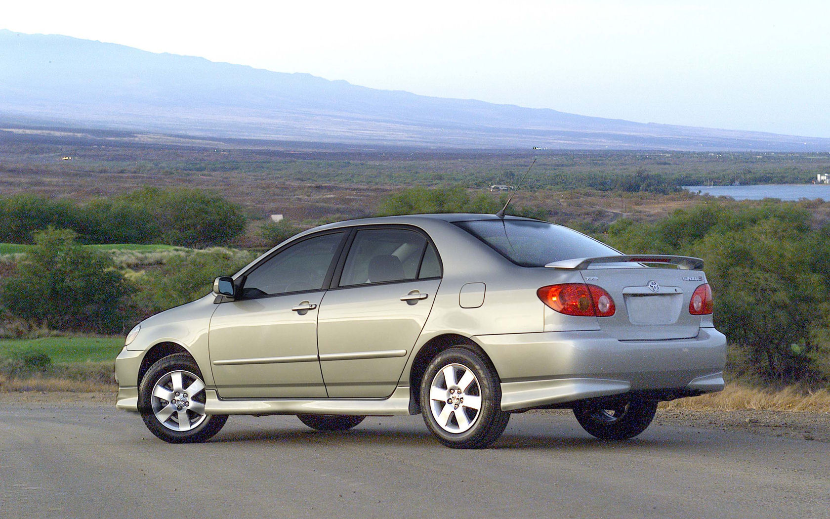 Toyota Corolla Desktop Wallpaper