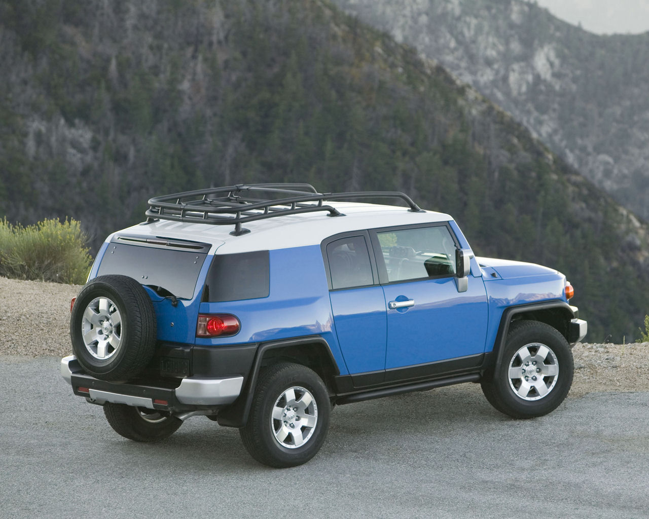 Toyota FJ Cruiser, V6 AWD - Free 1280x1024 Wallpaper / Desktop ...